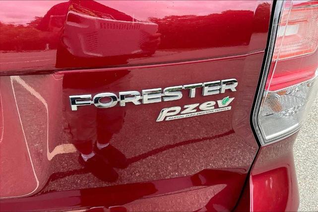Photo of 2017 Venetian Red Pearl Subaru Forester