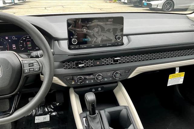 Photo of 2025 White Honda Accord