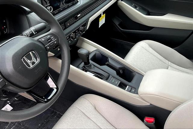Photo of 2025 White Honda Accord