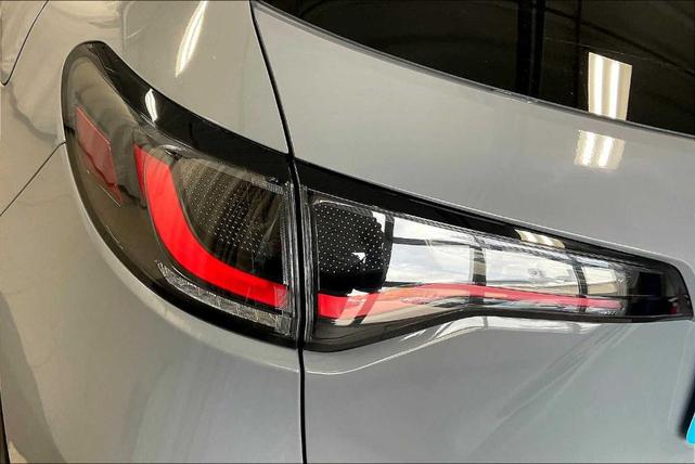 Photo of 2024 Urban Gray Pearl Honda HR-V