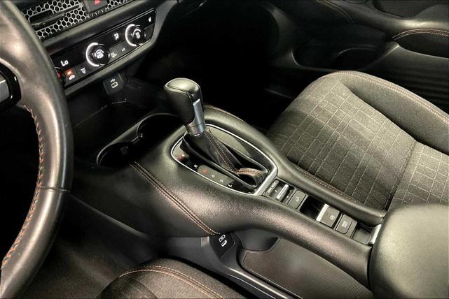 Photo of 2024 Urban Gray Pearl Honda HR-V