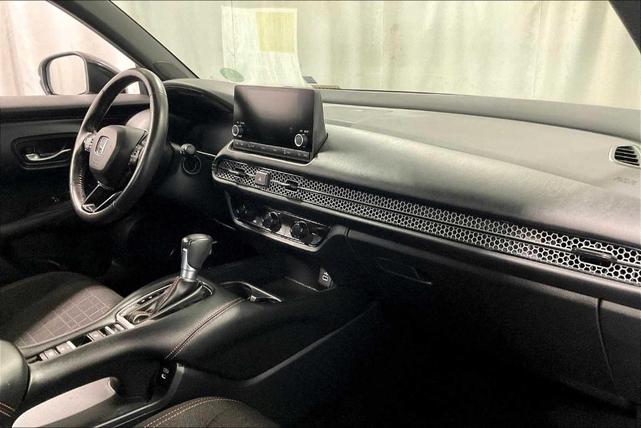 Photo of 2024 Urban Gray Pearl Honda HR-V