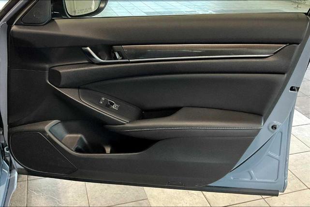Photo of 2022 Sonic Gray Pearl Honda Accord Hybrid