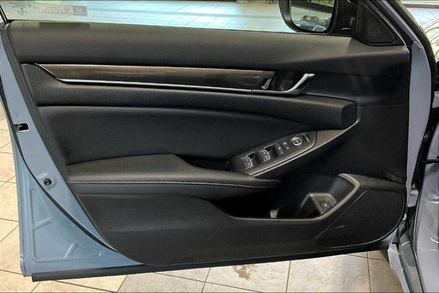 Photo of 2022 Sonic Gray Pearl Honda Accord Hybrid
