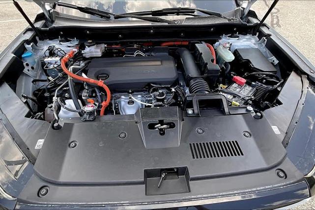 Photo of 2026 White Honda CR-V Hybrid