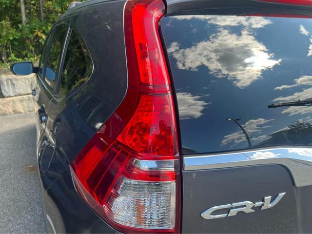 Photo of 2015 Alabaster Silver Metallic Honda CR-V