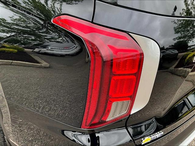 Photo of 2022 Abyss Black Pearl Hyundai PALISADE