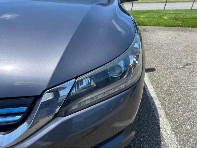 Photo of 2015 Modern Steel Metallic Honda Accord Hybrid