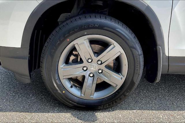 Photo of 2022 Platinum White Pearl Honda Ridgeline