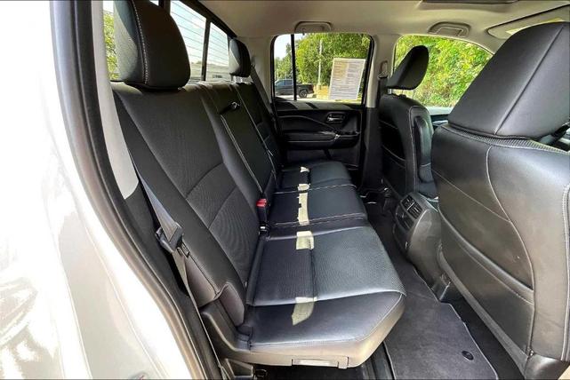 Photo of 2022 Platinum White Pearl Honda Ridgeline