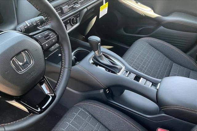 Photo of 2026 Green Honda HR-V
