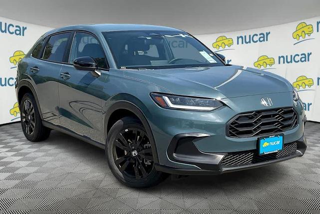 Photo of 2026 Green Honda HR-V
