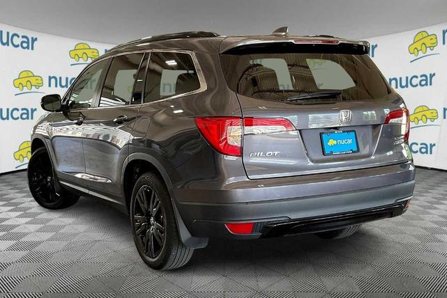 Photo of 2022 Modern Steel Metallic Honda Pilot