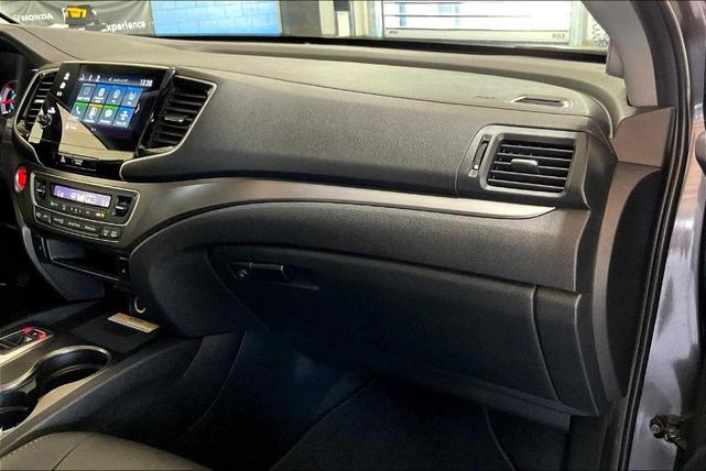 Photo of 2022 Modern Steel Metallic Honda Pilot