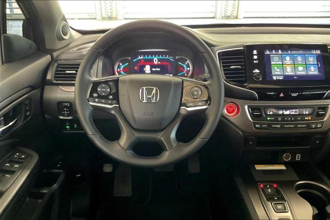 Photo of 2022 Modern Steel Metallic Honda Pilot