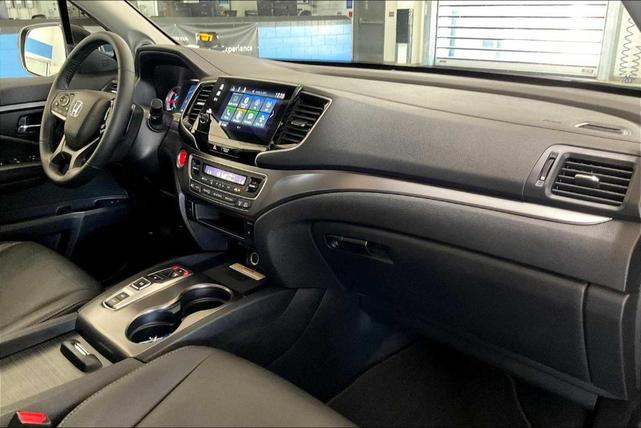 Photo of 2022 Modern Steel Metallic Honda Pilot