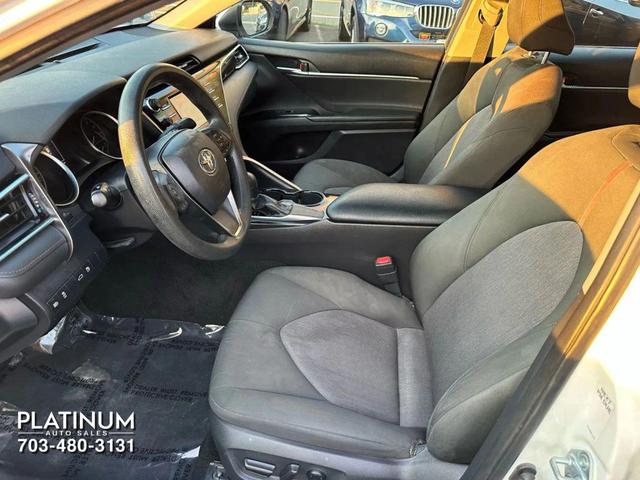 Photo of 2018 White Toyota Camry