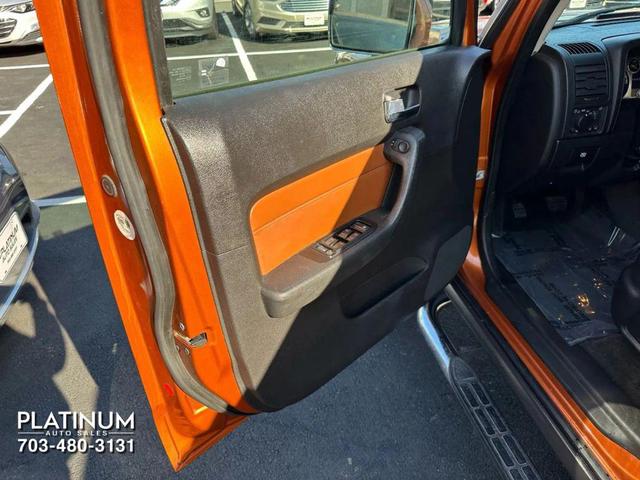 Photo of 2007 Orange Hummer H3