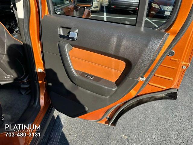 Photo of 2007 Orange Hummer H3