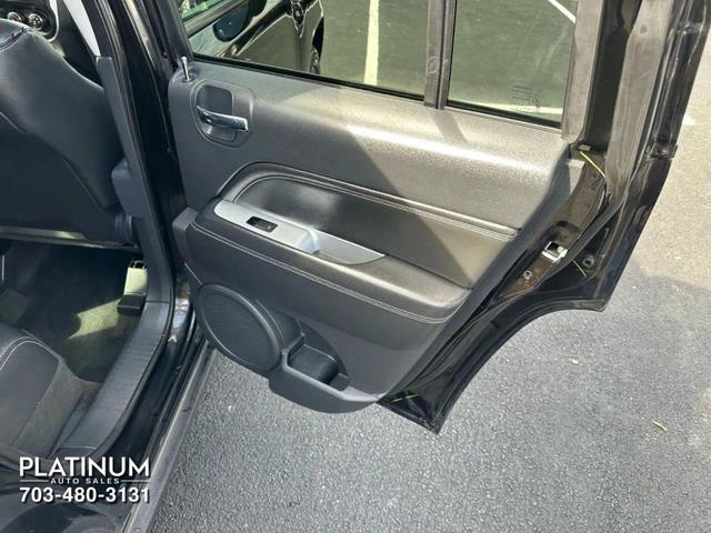 Photo of 2017 Black Clearcoat Jeep Compass