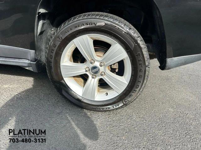 Photo of 2017 Black Clearcoat Jeep Compass