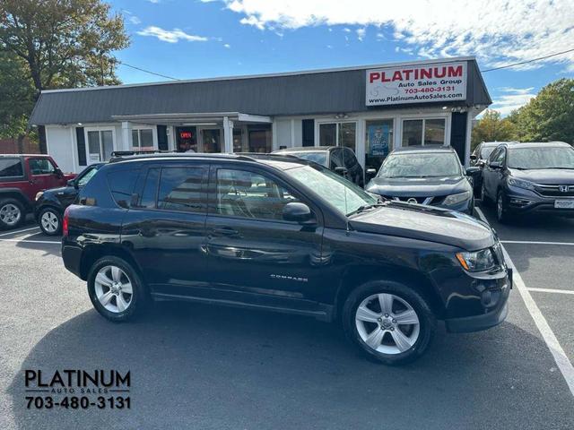 Photo of 2017 Black Clearcoat Jeep Compass