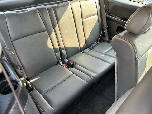 Photo of 2007 Gray Honda Pilot