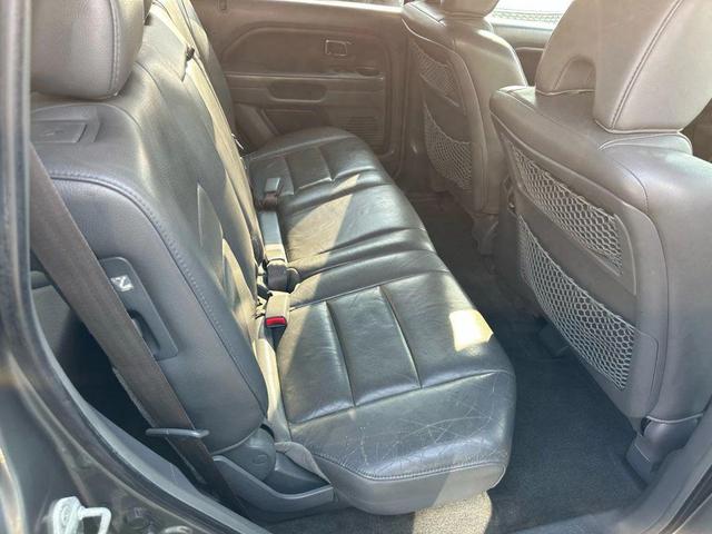 Photo of 2007 Gray Honda Pilot