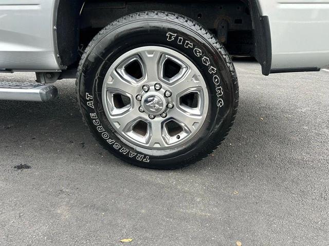 Photo of 2015 Gray RAM 2500