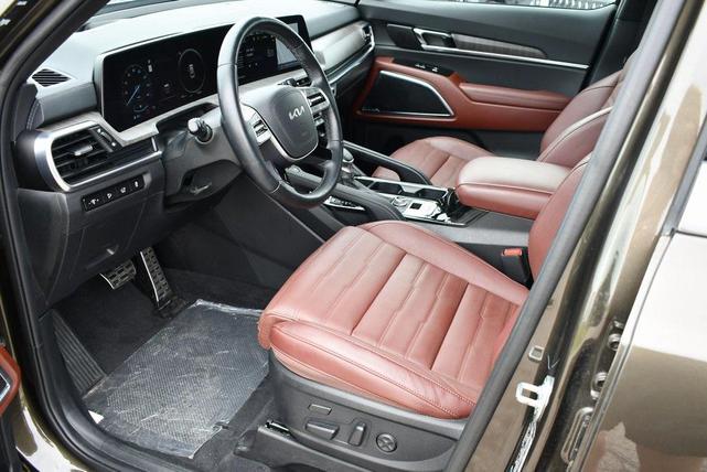 Photo of 2024 Dark Moss Kia Telluride