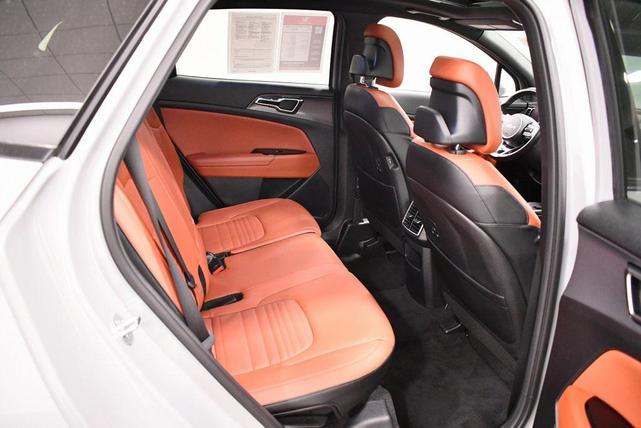Photo of 2023 Wolf Gray Kia Sportage
