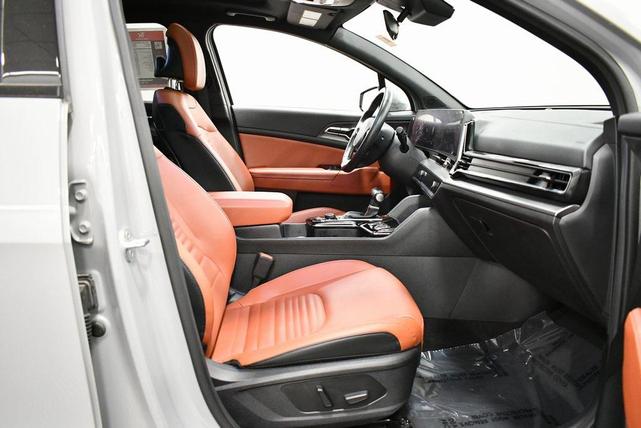 Photo of 2023 Wolf Gray Kia Sportage