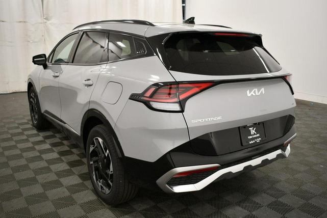Photo of 2023 Wolf Gray Kia Sportage