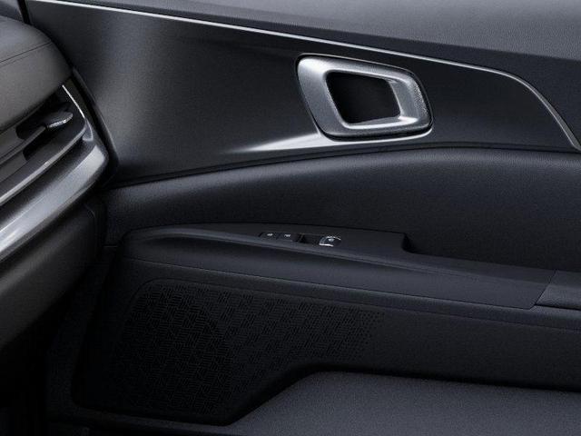 Photo of 2026 Ivory Kia Carnival Hybrid