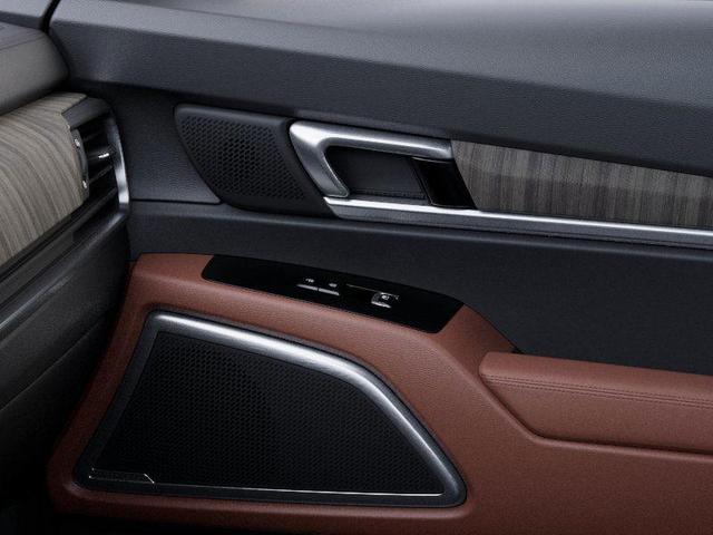 Photo of 2025 Moss Kia Telluride