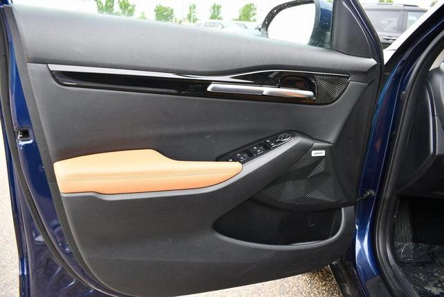Photo of 2024 Dark Ocean Blue Kia Seltos