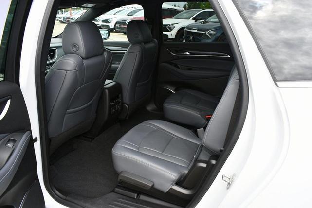 Photo of 2024 Summit White Buick Enclave