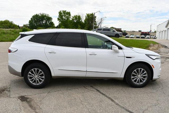 Photo of 2024 Summit White Buick Enclave