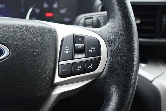 Photo of 2023 Black Metallic Ford Explorer