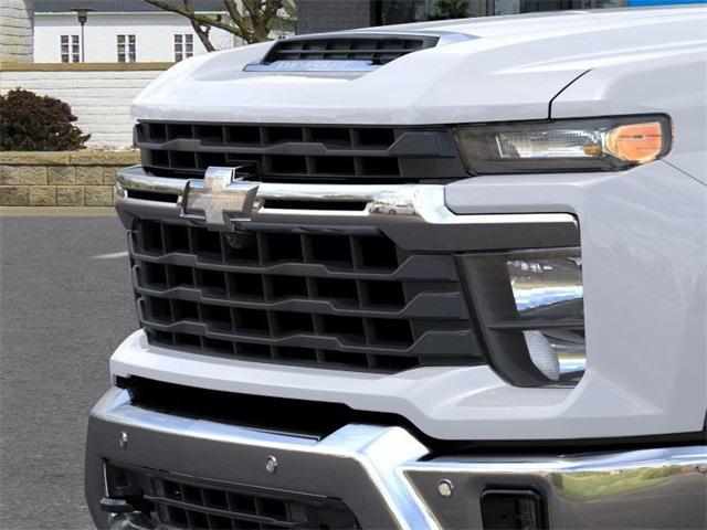 Photo of 2025 Summit White Chevrolet Silverado 2500