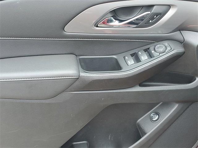 Photo of 2023 Radiant Red Chevrolet Traverse