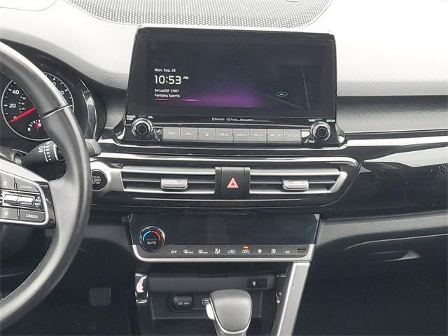 Photo of 2023 Cherry Black Kia Seltos