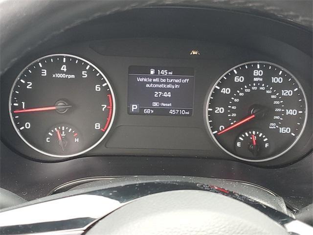 Photo of 2023 Cherry Black Kia Seltos