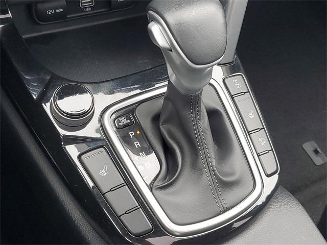 Photo of 2023 Cherry Black Kia Seltos