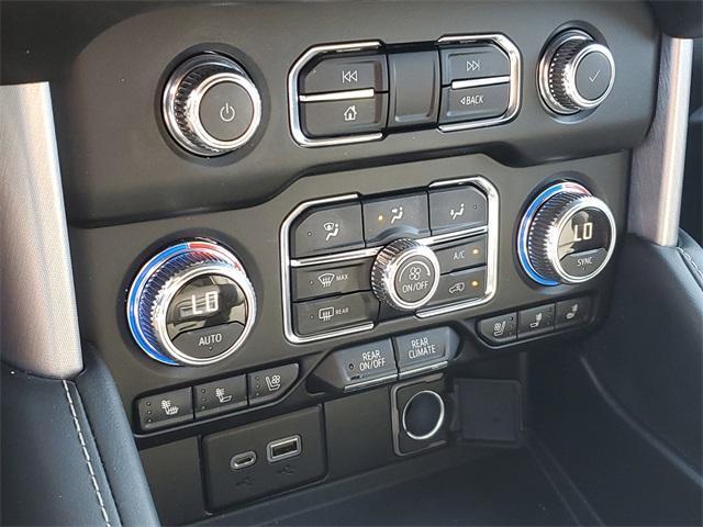 Photo of 2022 Midnight Blue Metallic GMC Yukon