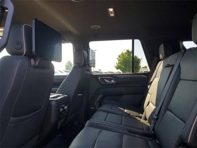 Photo of 2022 Midnight Blue Metallic GMC Yukon