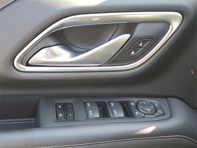 Photo of 2022 Midnight Blue Metallic GMC Yukon