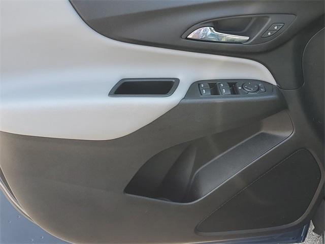 Photo of 2024 Lakeshore Blue Metallic Chevrolet Equinox