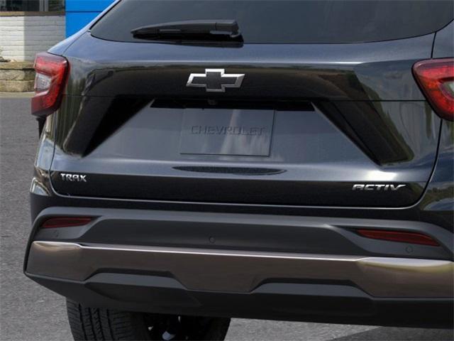Photo of 2025 Mosaic Black Metallic Chevrolet Trax