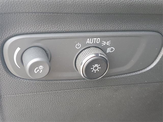 Photo of 2023 Summit White Buick Envision